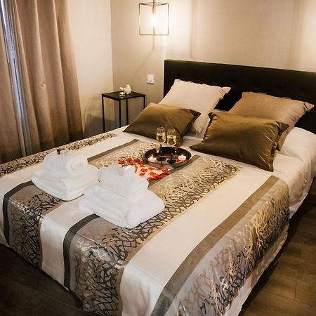 La Suite Romantique Avec Jacuzzi Au Coeur De Perpignan Bagian luar foto