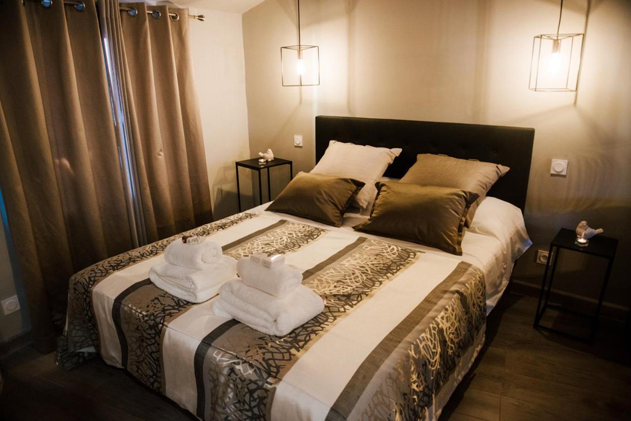 La Suite Romantique Avec Jacuzzi Au Coeur De Perpignan Bagian luar foto